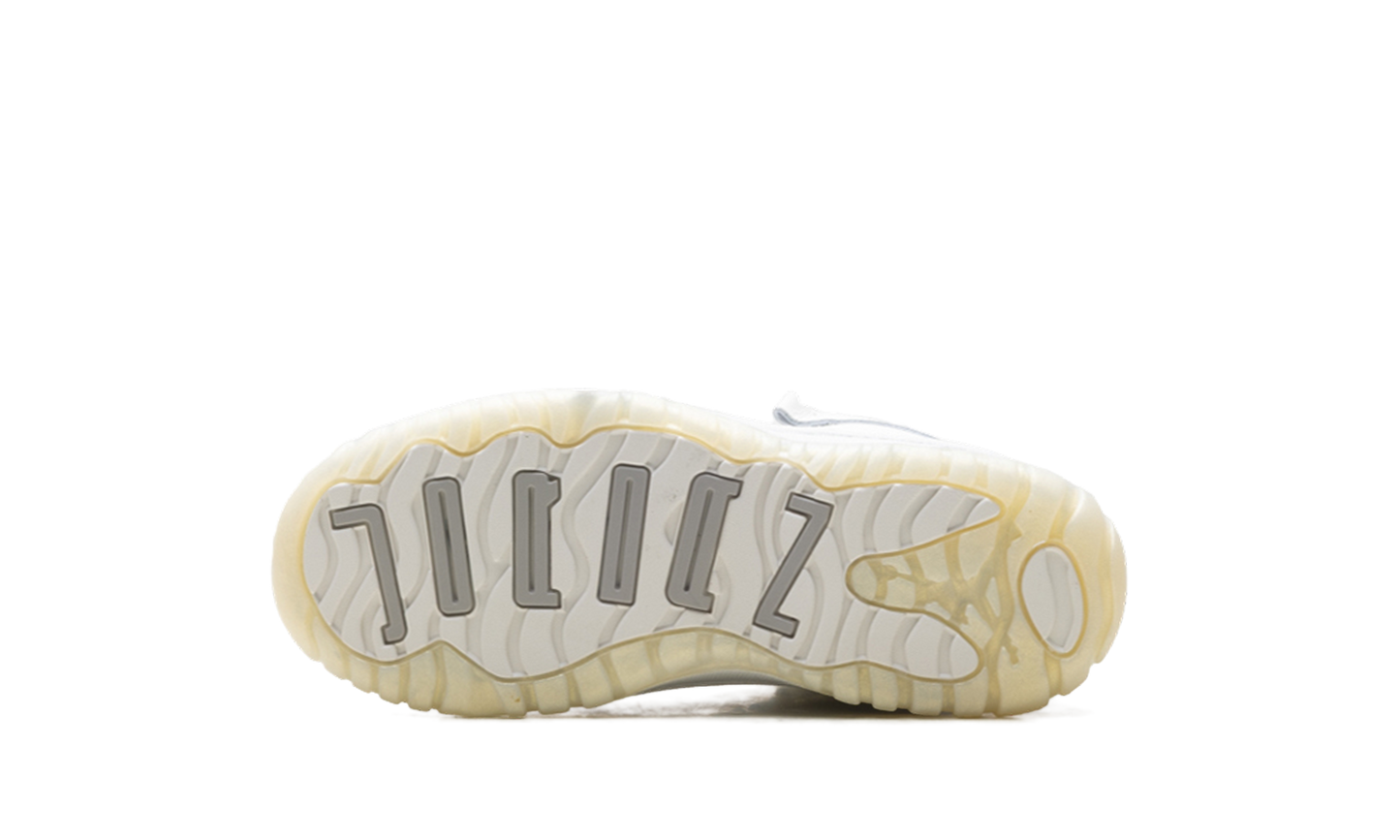 Air Jordan 11 PS Pearl DO3857 110