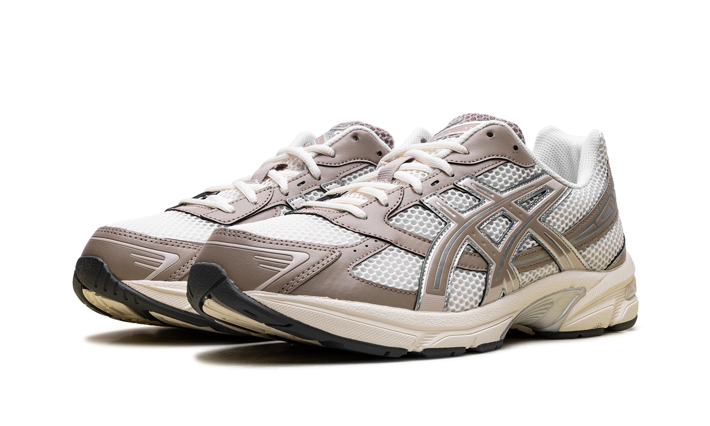 Gel 1130 WMNS Cream Cinnamon 1203A609 108