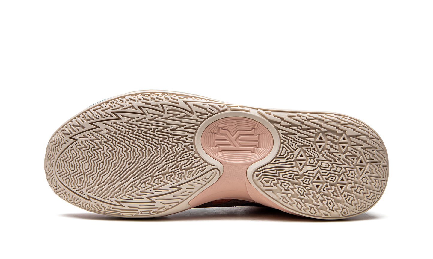 Kyrie Low 5 Light Madder Root DJ6012 800