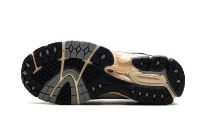 1906L Silver Metallic Cream U1906LOB