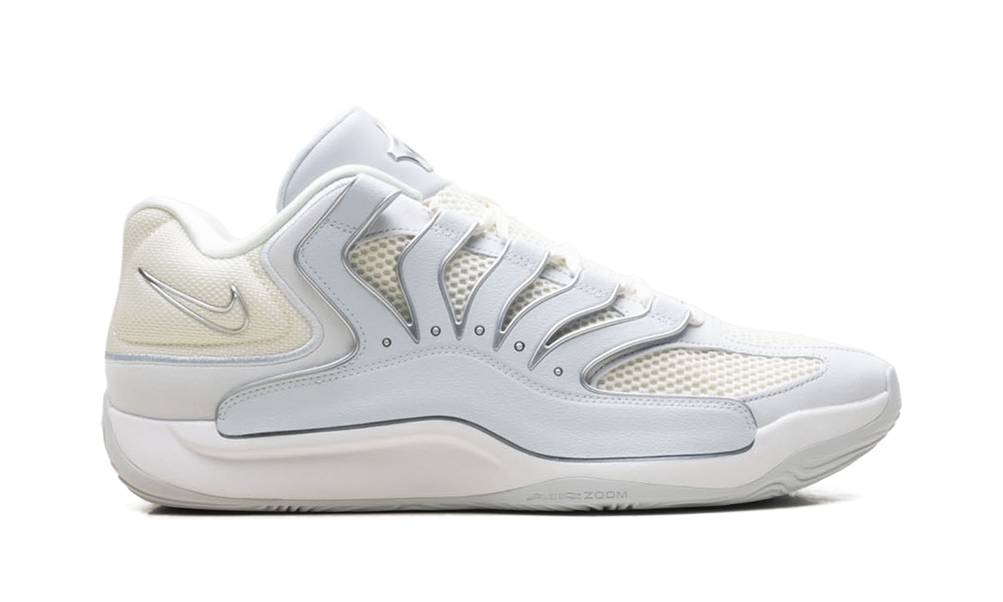 KD 18 Soft Pearl Metallic Silver HV1992 001
