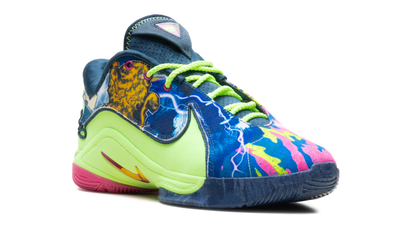 LeBron 22 Bryce's World HV8451 400
