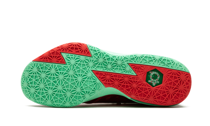 KD 6 Christmas 599424 601