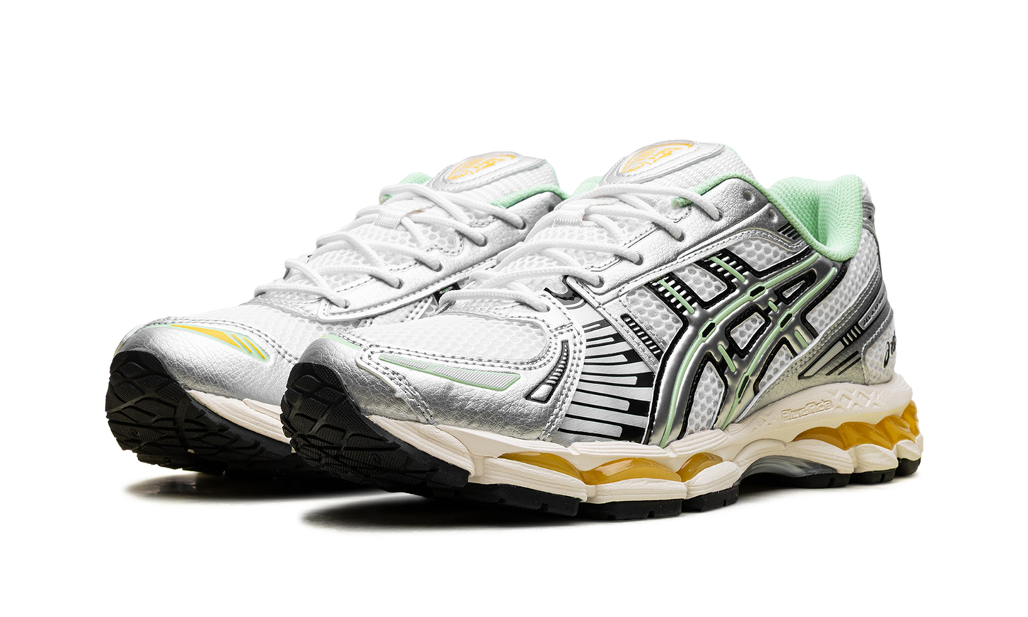 Gel-Kayano 12.1 Silver Green Orange 1203A827 100