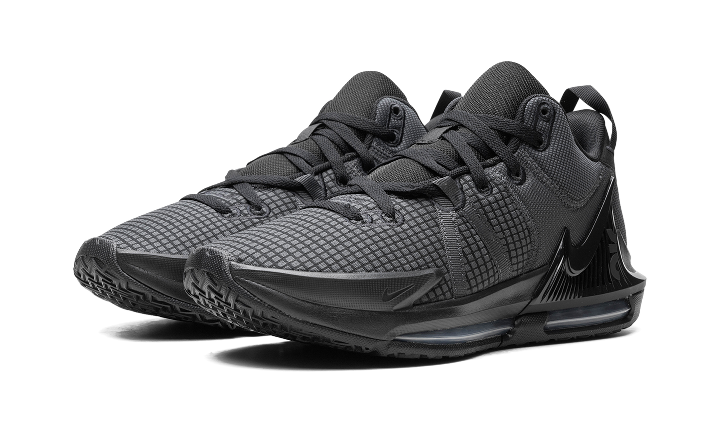 LEBRON WITNESS 7 Black DM1123 004