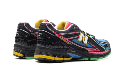 1906R Black / Pink - Footlocker Exclusive U1906RDM