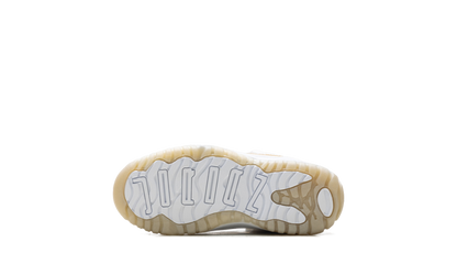 Air Jordan 11 Retro Low PS Mother's Day 580522 102