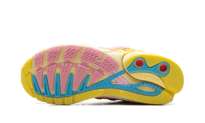 Adistar Control 5  Unheardof Pork Chop Piggy Runner 2.0 Cheeseburger  KJ8359