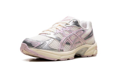 Gel-1130 WMNS Cream Barely Rose 1202a534 250