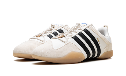 Ballerina  Bad Bunny - Off White  JQ9229