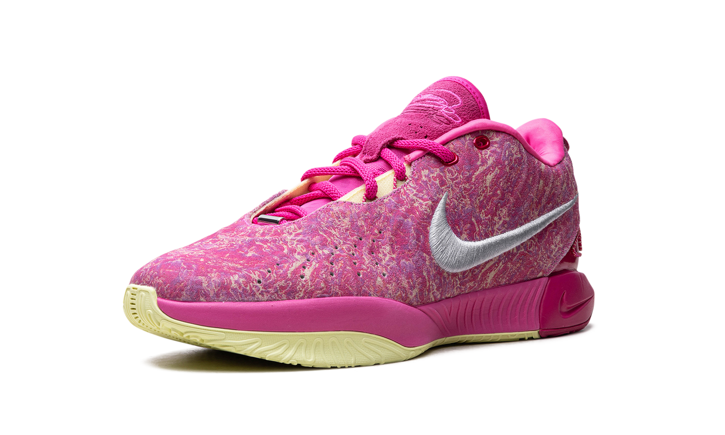 LeBron 21 The World Is Your Oyster HF0700 900