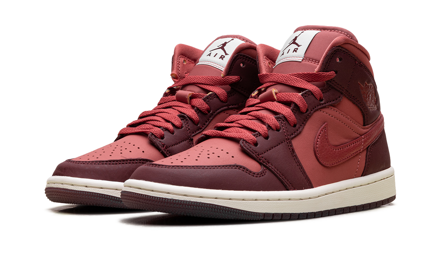 Jordan 1 Mid SE WMNS Valentine's Day (2026) IB7018 600