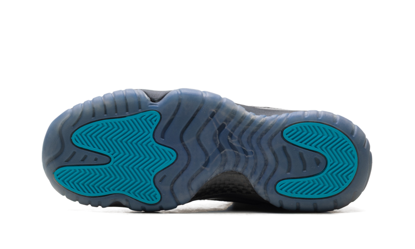 Air Jordan 11 Retro GS Gamma Blue (2025) 378038 047