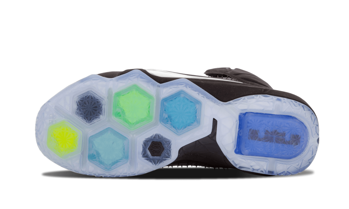 Lebron 12 EXT RC QS Rubber City 744286 001