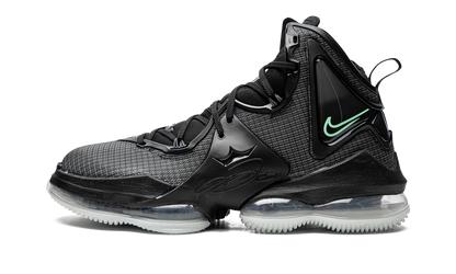 LeBron XIX Green Glow CZ0203 003