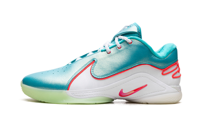 LeBron 22 Christmas HV5148 600