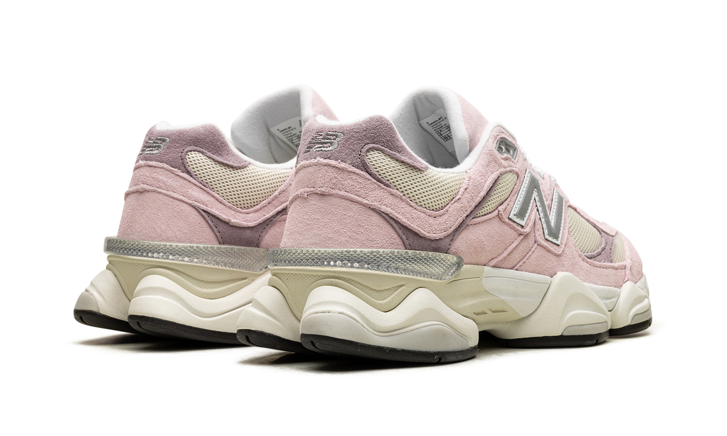 9060 Rose Sugar Angora U9060LBC
