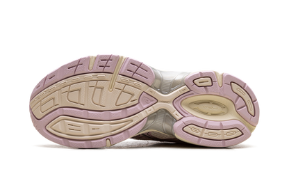 Gel-1130 WMNS Cream Barely Rose 1202a534 250