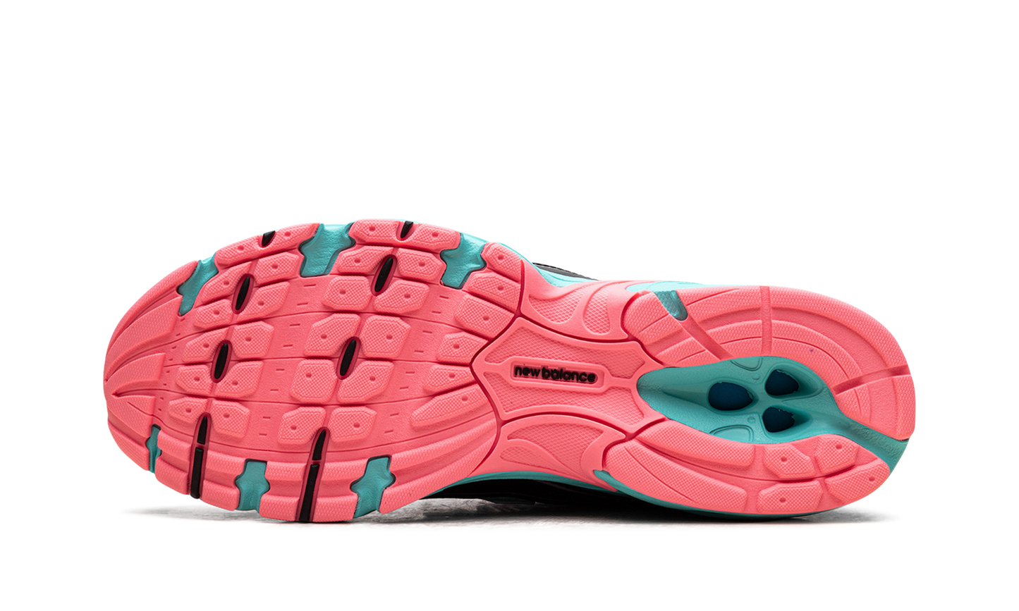 740 Cyber Jade U740EG2