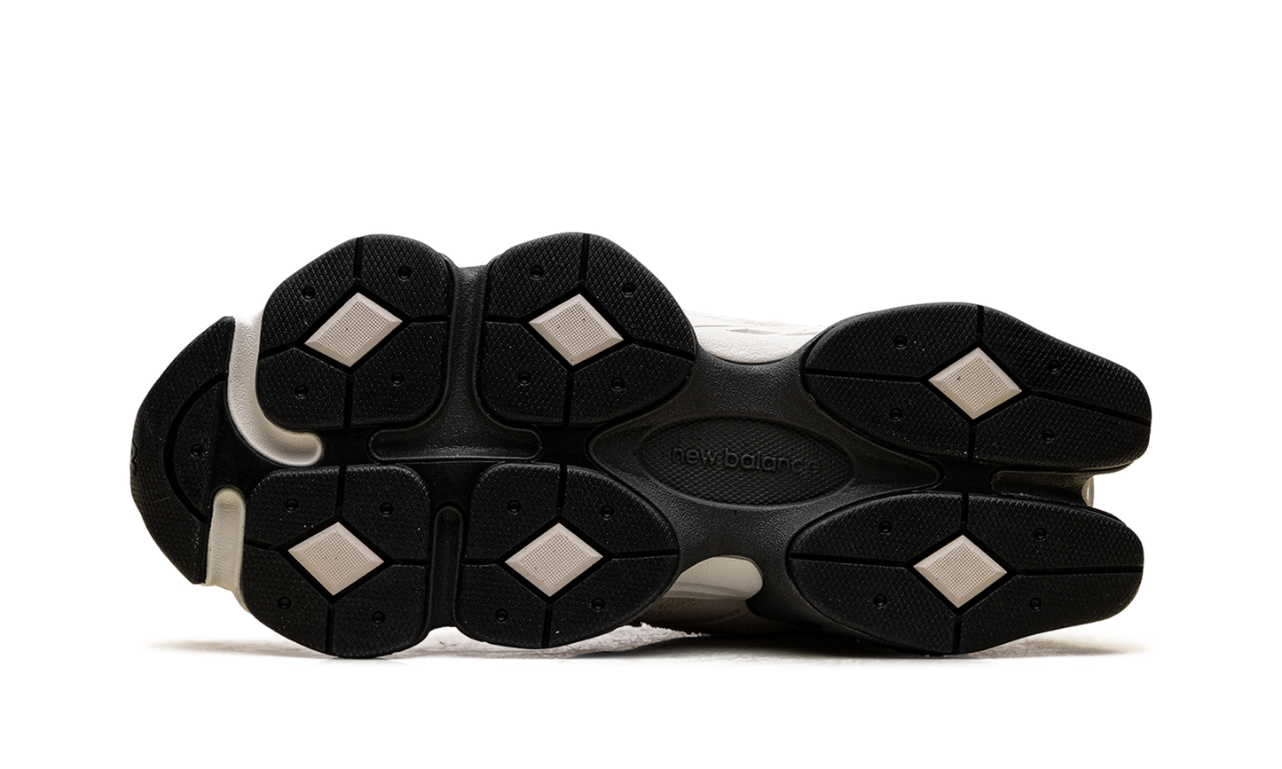 9060 Timberwolf Black Cement U90606H1