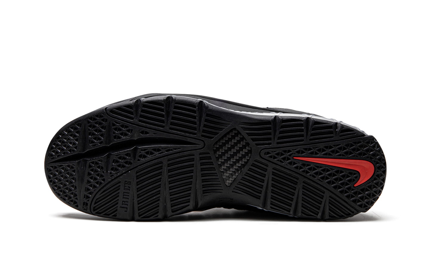 Lebron 3 The Shop - Black/Red DO9354 001