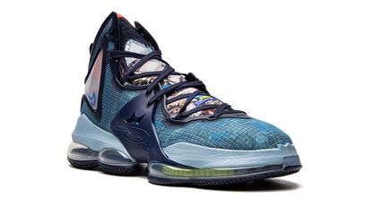LeBron 19 Fast Food CZ0203 400