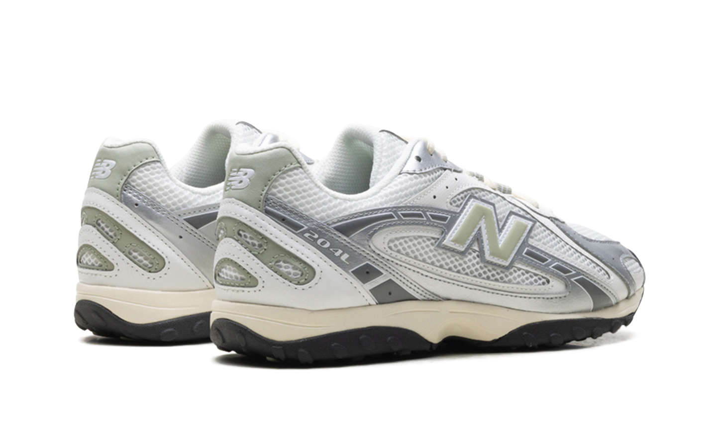 204L Silver Metallic / Sage Green U204LSWB