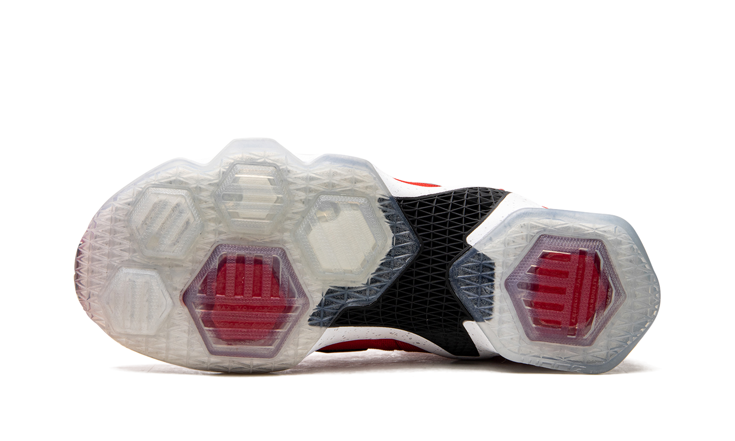 Lebron 13 Away 807219 610