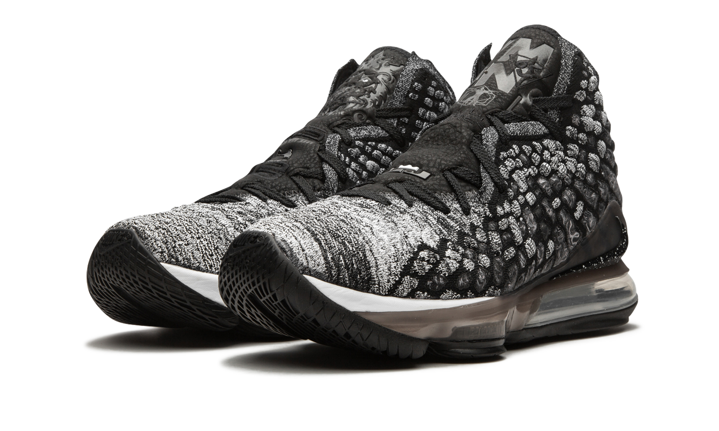 Lebron 17 Black/White BQ3177 002