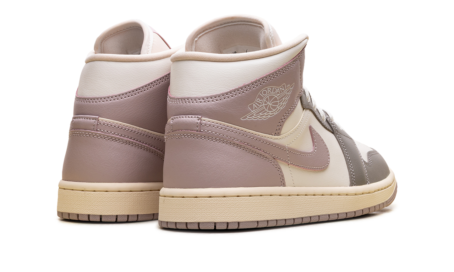 Air Jordan 1 Mid WMNS Enigma Stone / Particle Rose BQ6472 122