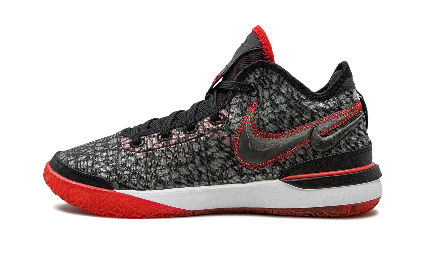 Zoom LeBron NXXT Gen FaZe Clan DR8784 001