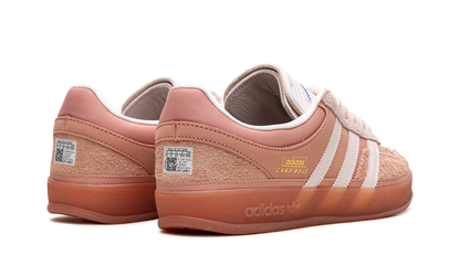 Gazelle Indoor  Bad Bunny - Cabo Rojo  JS5052
