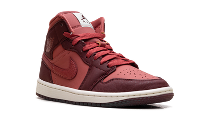 Jordan 1 Mid SE WMNS Valentine's Day (2026) IB7018 600