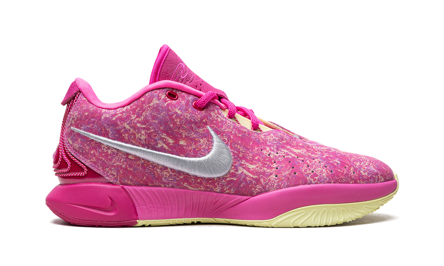 LeBron 21 The World Is Your Oyster HF0700 900