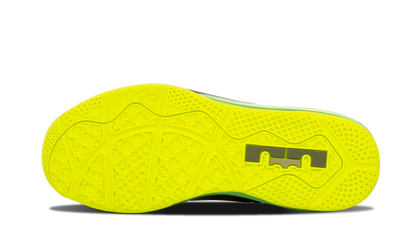Max Lebron 11 Low Dunkman 642849 200