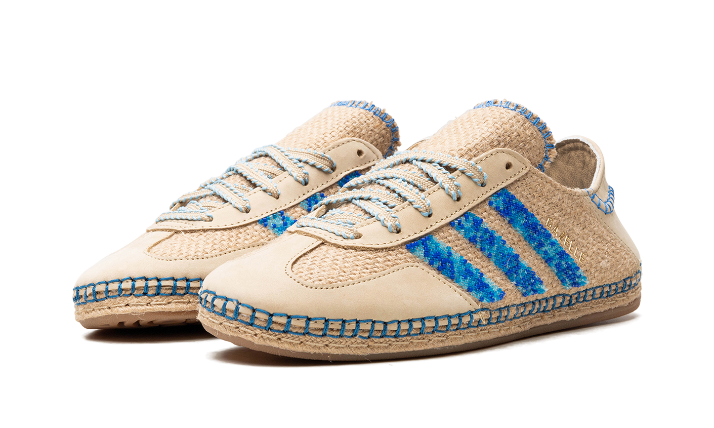 Gazelle  CLOT - Linen Khaki / Light Blue  IH3641