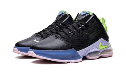LeBron 19 Low Black / Ghost Green DO9829 001