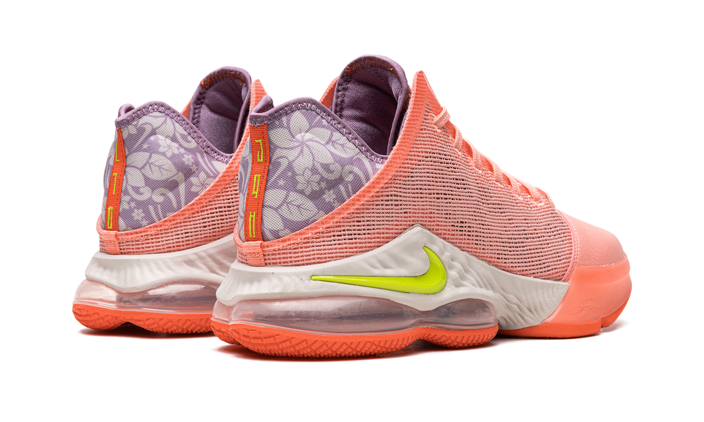 LEBRON XIX LOW Atomic DQ8344 600