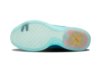Kobe 10 5 AM FLight 705317 403