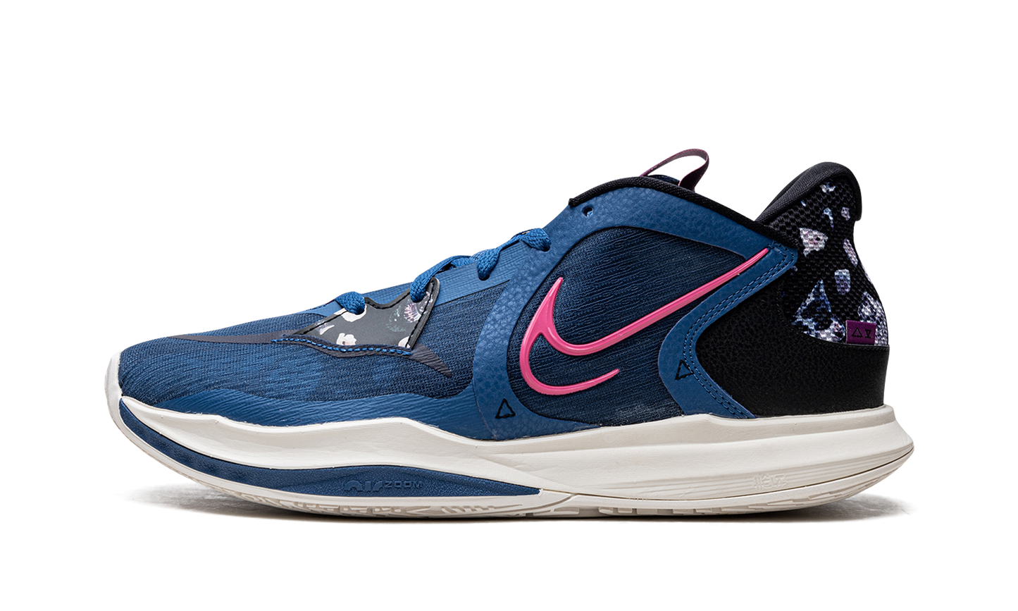 Kyrie 5 Low Precious Stones DJ6012 400