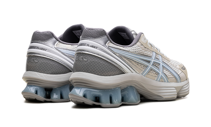 Gel-Kinetic Fluent EMMI - Cream / Soft Sky 1203A958 100