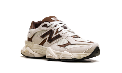 9060 Breakfast Tea Angora U90603EG
