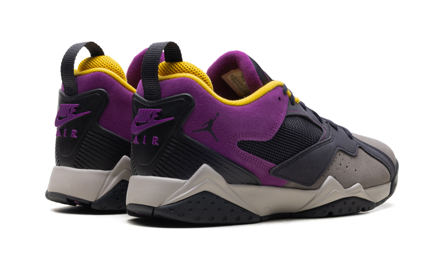 Jordan MVP 92 Oil Grey / Viotech HQ3950 005