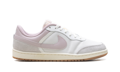 Jordan Skyline Low WMNS White Grey Particle Rose IQ0704 100