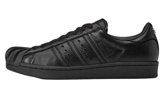 Superstar Vintage  Thug Club Black  KI0824