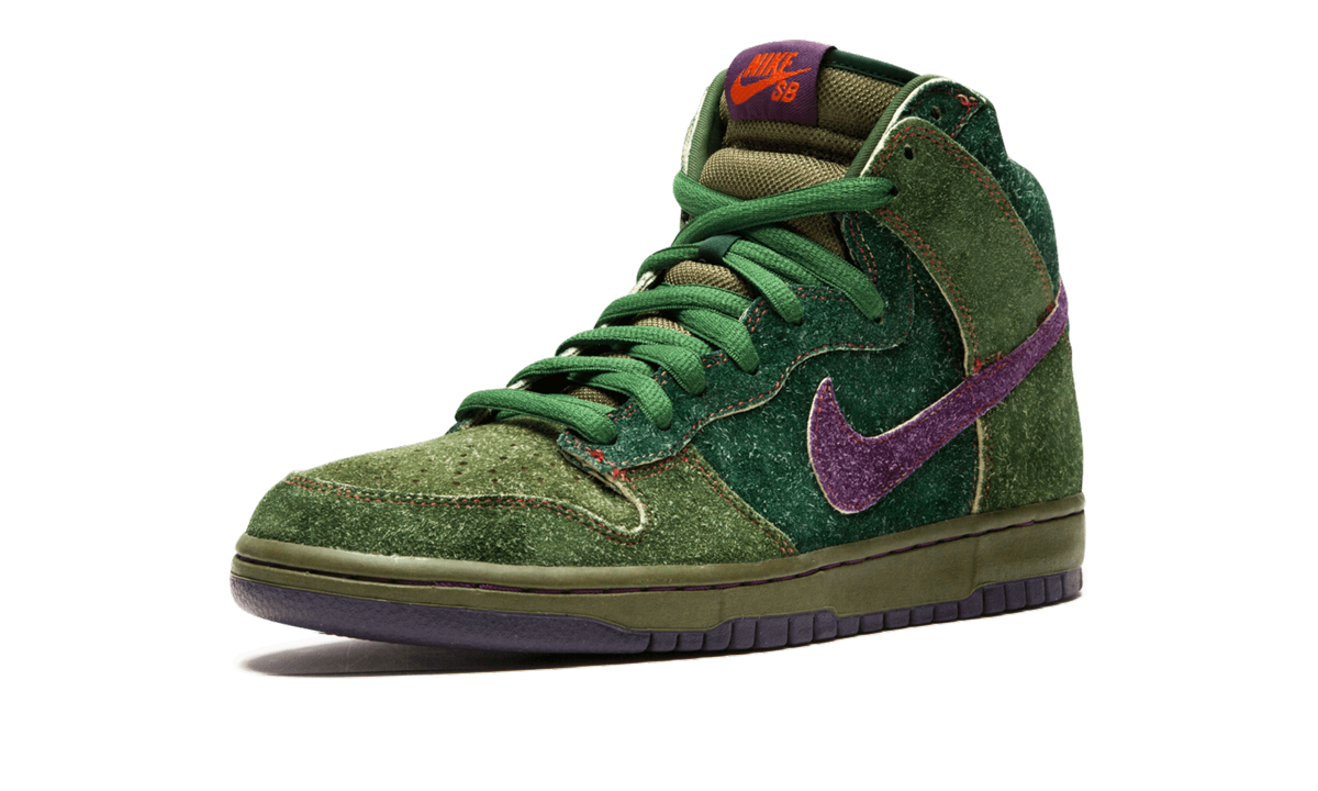 Dunk High Premium SB Skunks 313171 300