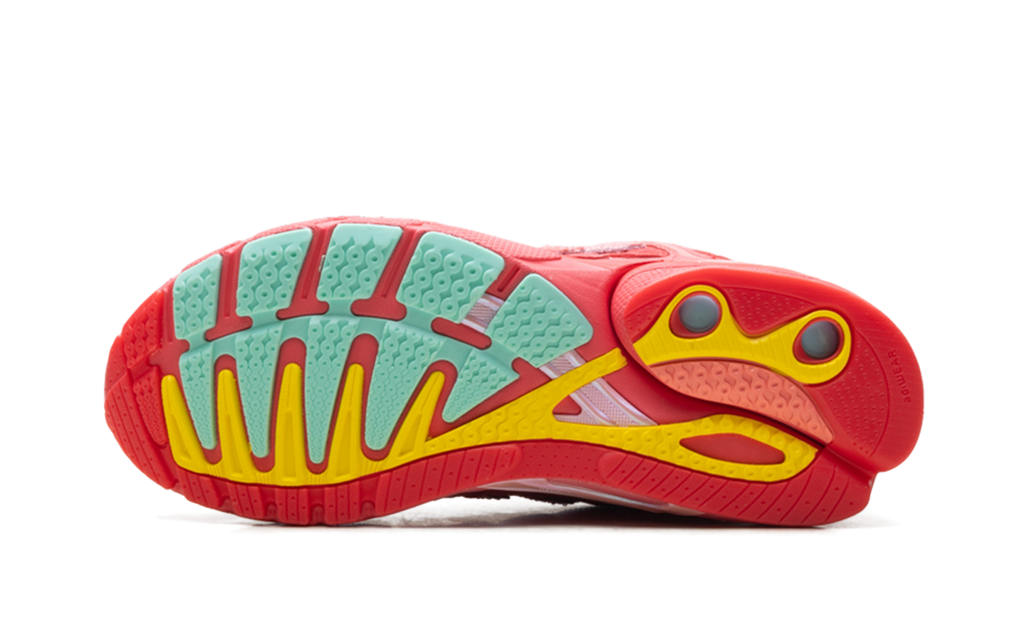Adistar Control 5  Unheardof Pork Chop Piggy Runner 2.0 Steve-O  KJ8363