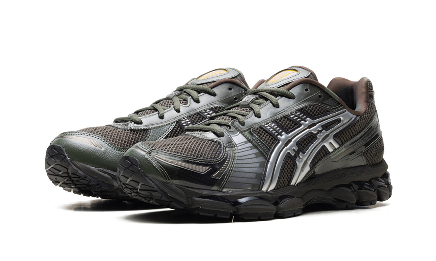 Gel-Kayano 12.1 (Comic not Included) Kith Marvel vs. Capcom Captain America vs. Guile Opened Box ai mvc011298 NC