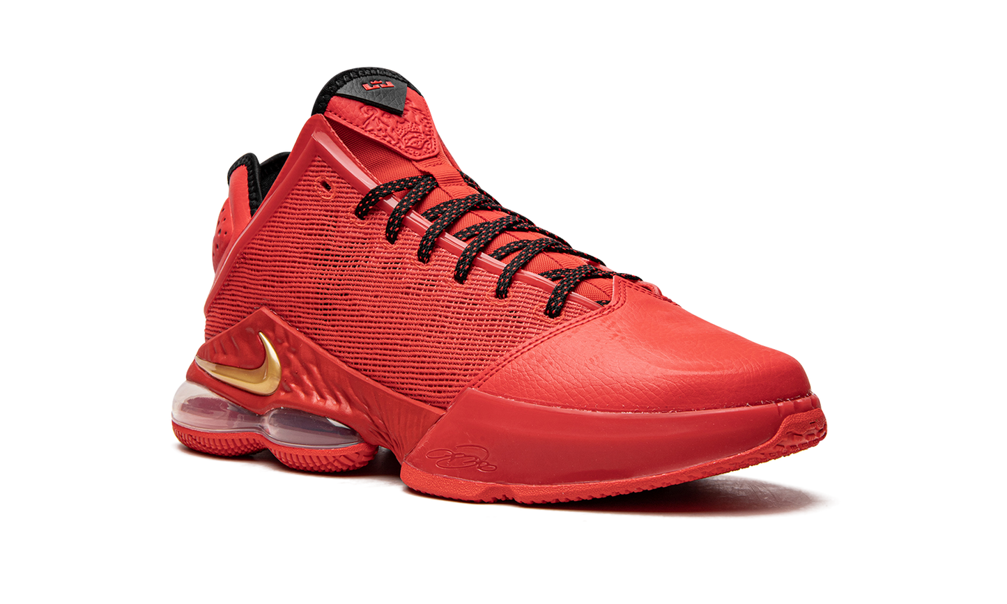 LeBron 19 Low Light Crimson DO9829 600