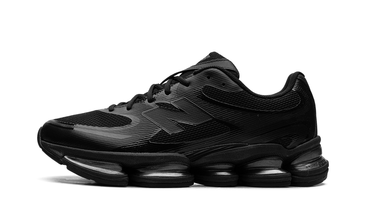 2000 Triple Black U2000ETB